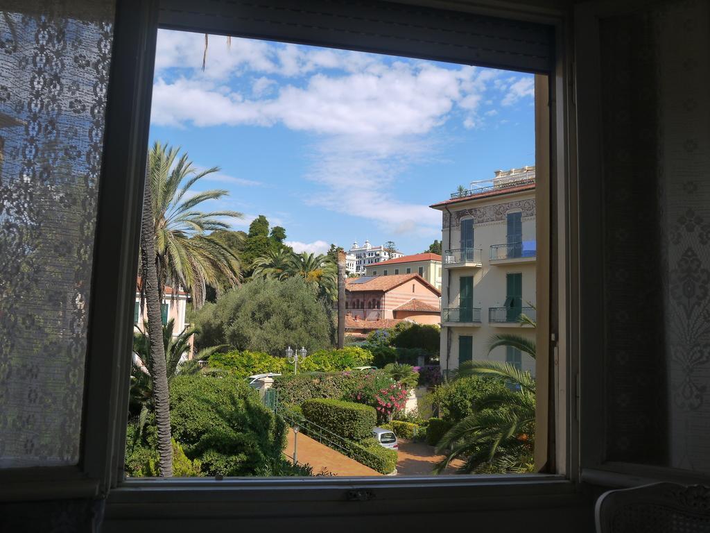 Casa Grandis Dimora Di Charme Nel Cuore Di Bordighera Leilighet Rom bilde