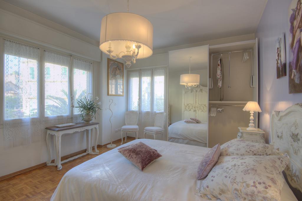 Casa Grandis Dimora Di Charme Nel Cuore Di Bordighera Leilighet Eksteriør bilde